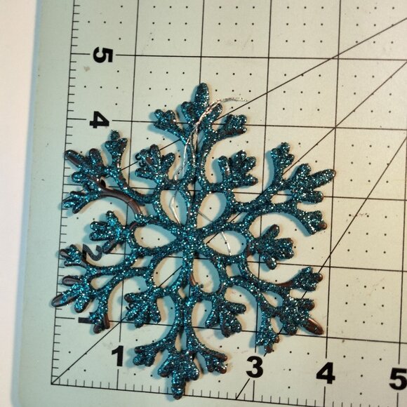 Holiday Time 12 Blue Glitter Snowflake Christmas Ornaments 4 x 4 inch - Picture 4 of 7